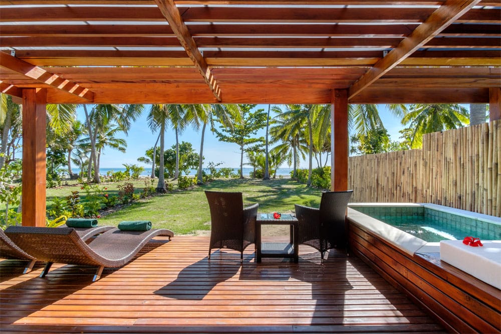 Beachfront Pool Bures fiji resort