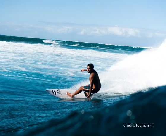 fijian_surfer_at_cloudbreak